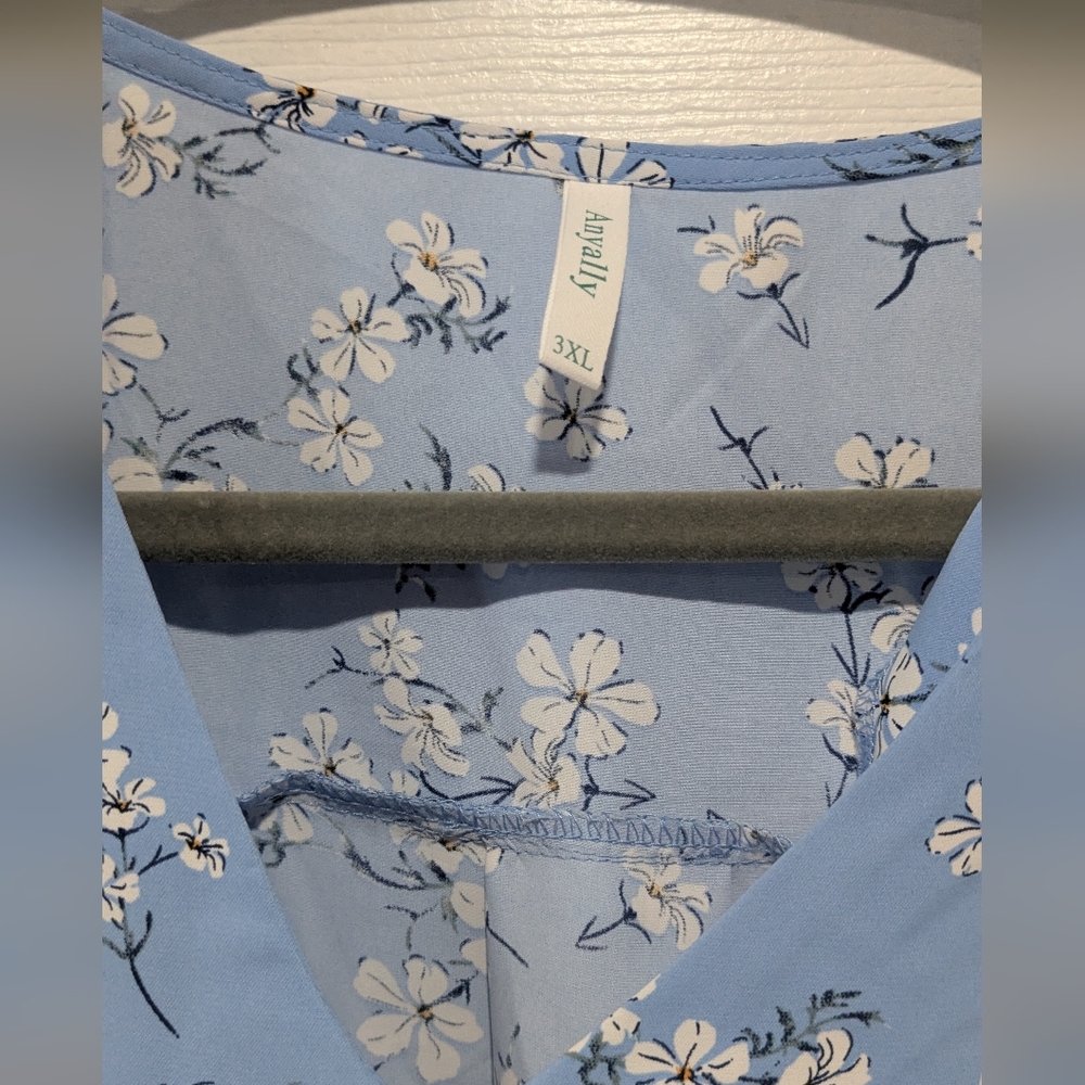 💚 Anyally Petal Chiffon Blouse - Picture 4 of 5